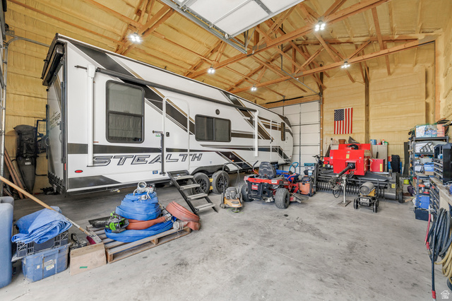 18573 South Marsh Valley Road Downey, ID 83234 - Photo 24 of 32 View of garage
