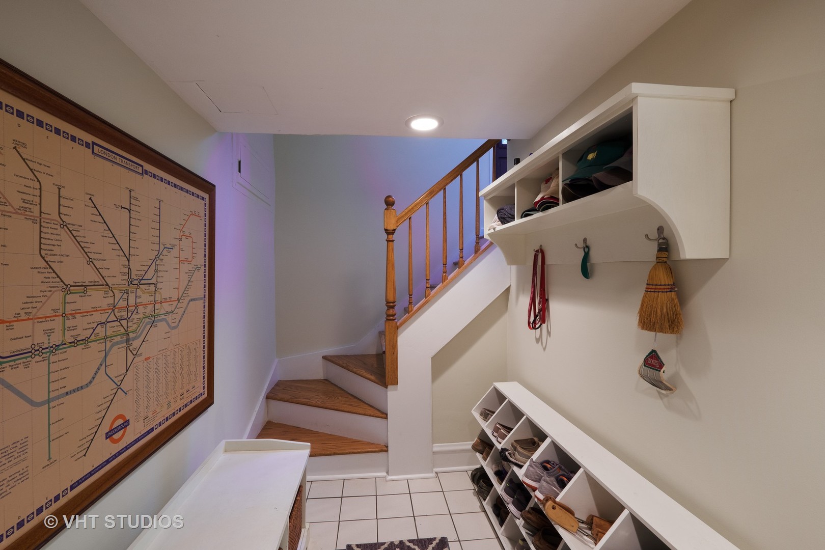 1049 Chatfield Road Winnetka, IL 60093 - Photo 15 of 32 Gallery Image 15