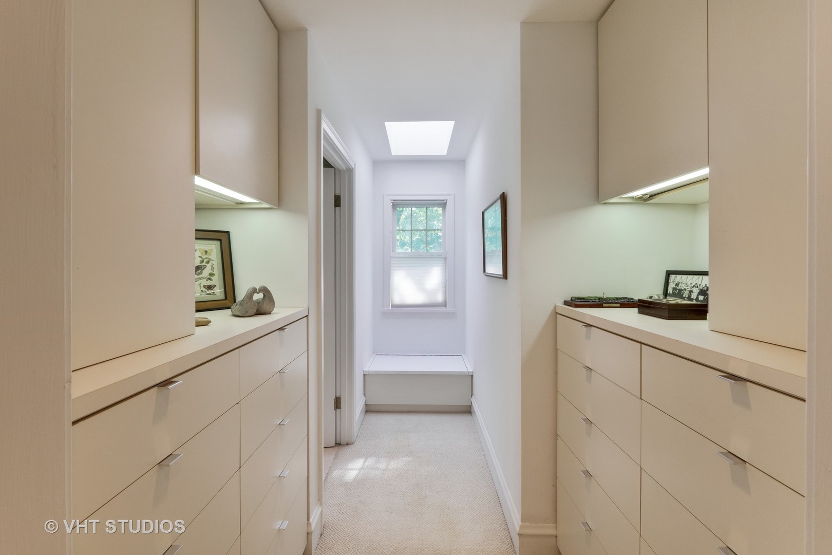 1049 Chatfield Road Winnetka, IL 60093 - Photo 18 of 32 Gallery Image 18