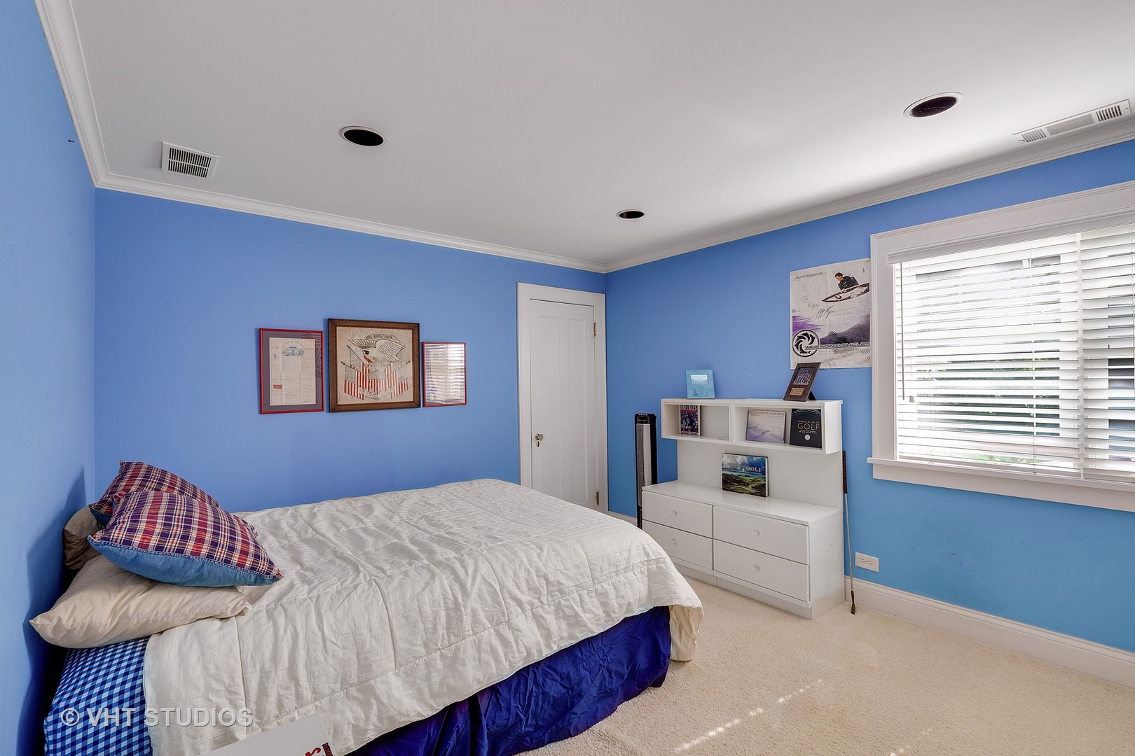 1049 Chatfield Road Winnetka, IL 60093 - Photo 22 of 32 Gallery Image 22