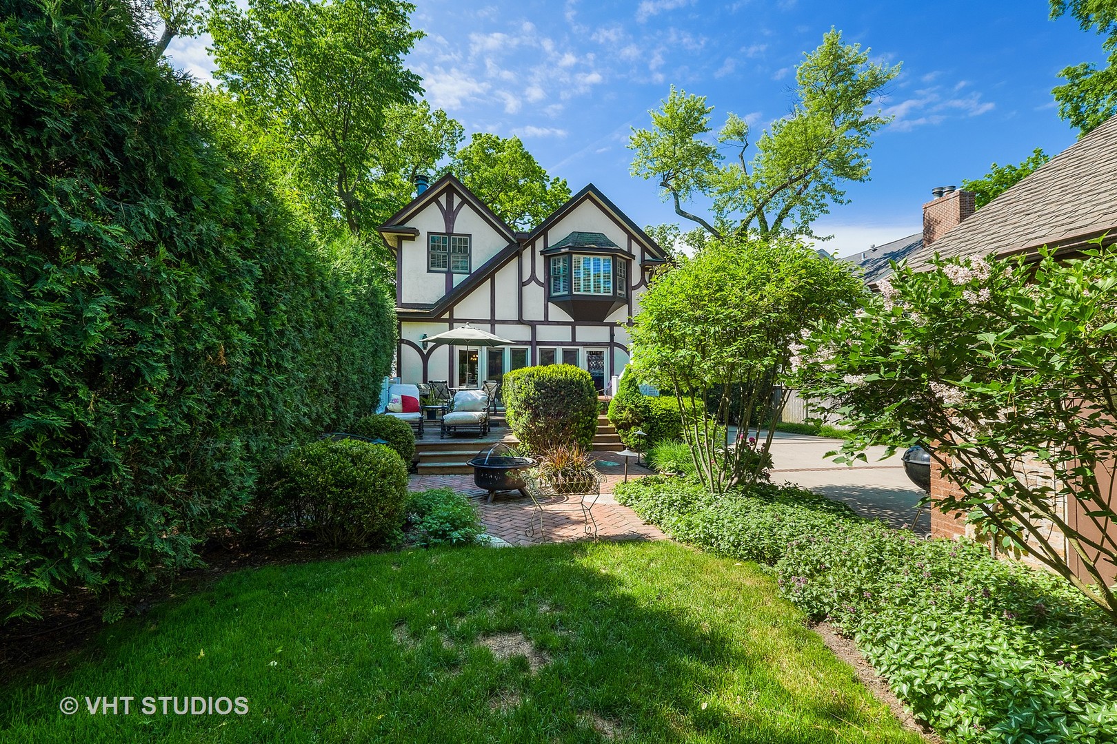 1049 Chatfield Road Winnetka, IL 60093 - Photo 31 of 32 Gallery Image 31