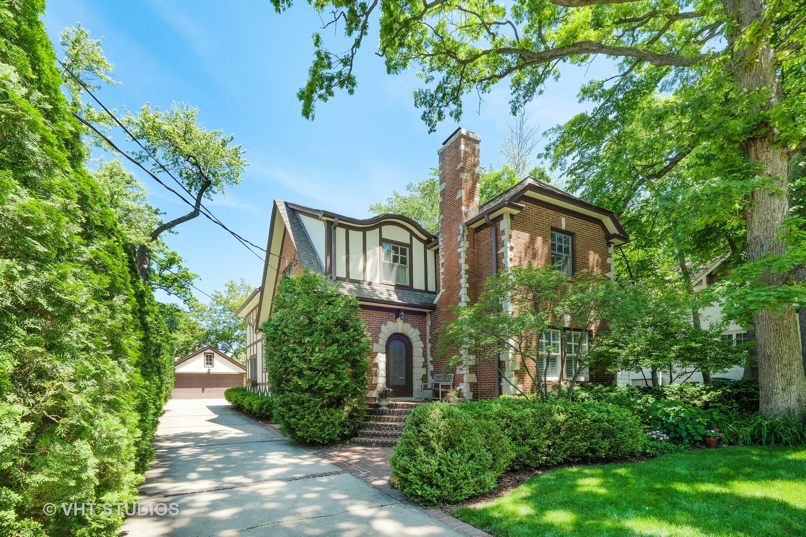 1049 Chatfield Road Winnetka, IL 60093 - Photo 32 of 32 Gallery Image 32