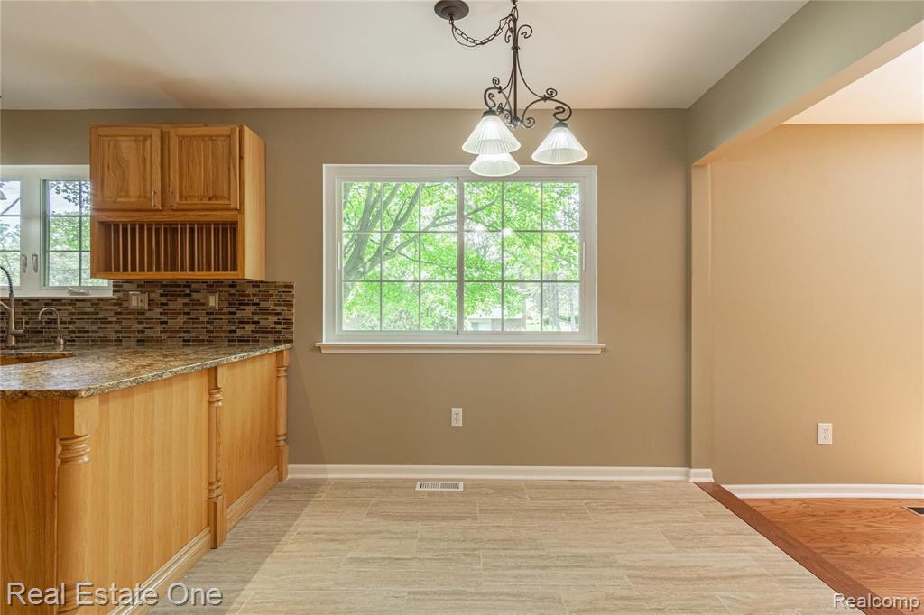 32601 West 13 Mile Road Farmington Hills, MI 48334 - Photo 17 of 53
