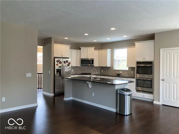 $2,400 | 9408 Park Meridian Drive, Indianapolis, IN 46260