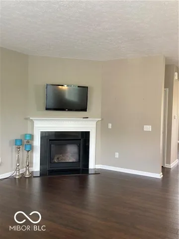 $2,400 | 9408 Park Meridian Drive, Indianapolis, IN 46260