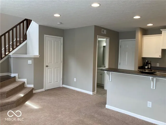 $2,400 | 9408 Park Meridian Drive, Indianapolis, IN 46260