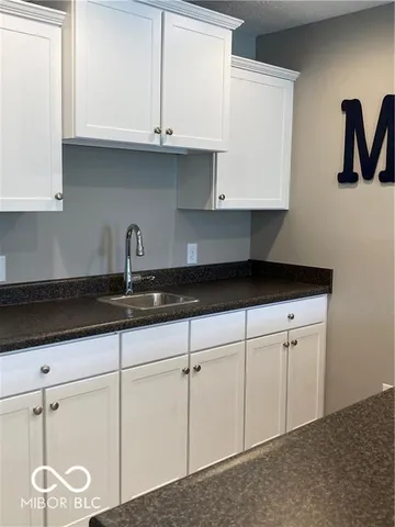 $2,400 | 9408 Park Meridian Drive, Indianapolis, IN 46260