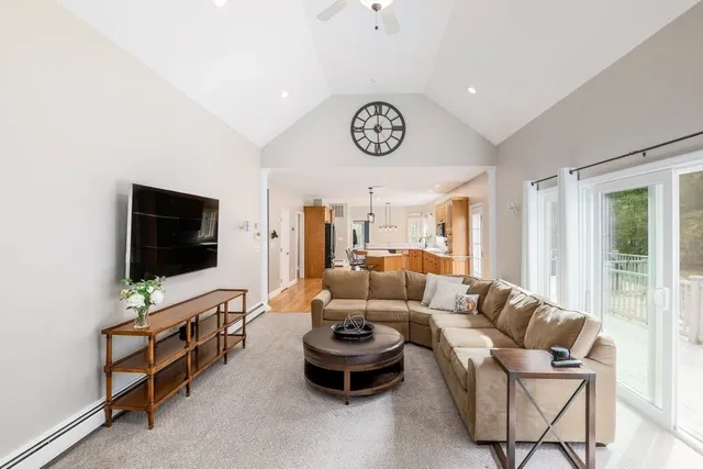 $1,175,000 | 29 Lawrence Drive, Franklin, MA 02038