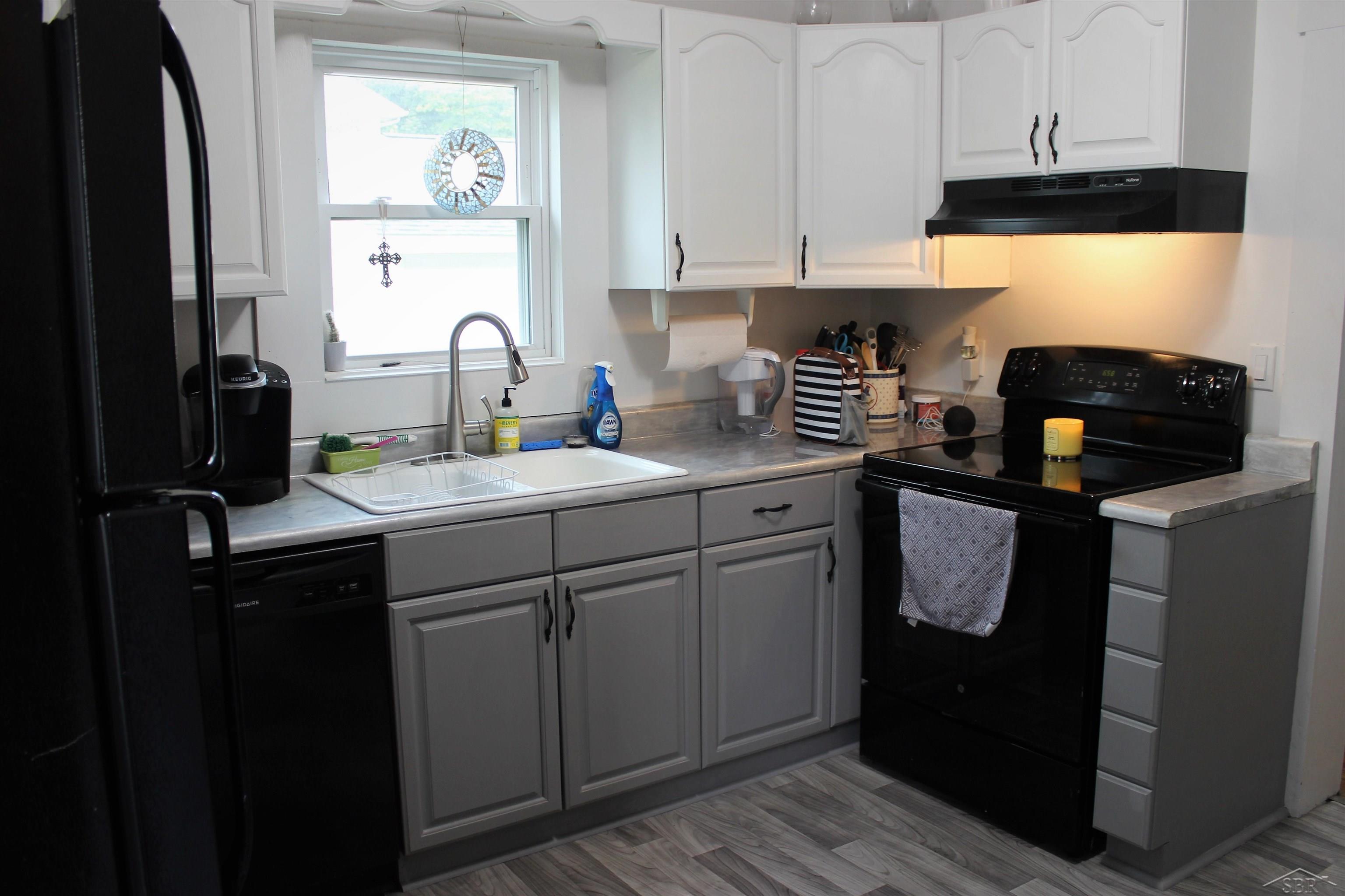 2173 2nd Street Bay City, MI 48708 - Photo 23 of 40 50114035-22.JPG