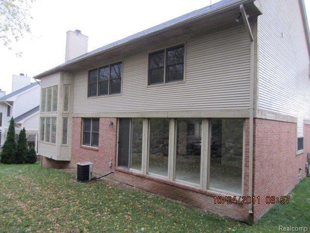 1329 Kentfield Drive Rochester, MI 48307 - Photo 24 of 25 IMG_0194