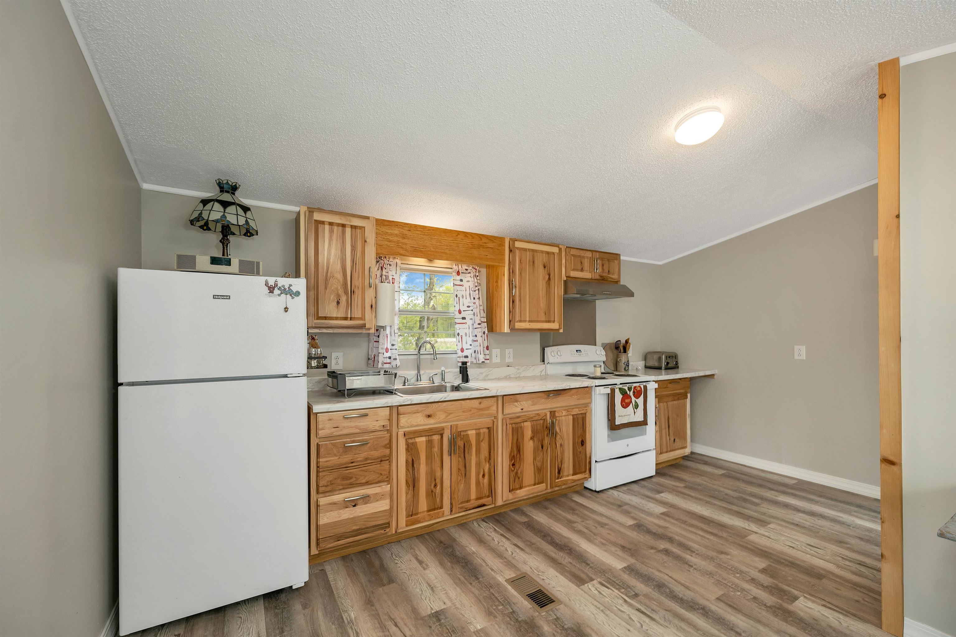 10 Berry Road New Durham, NH 03855 - Photo 12 of 15
