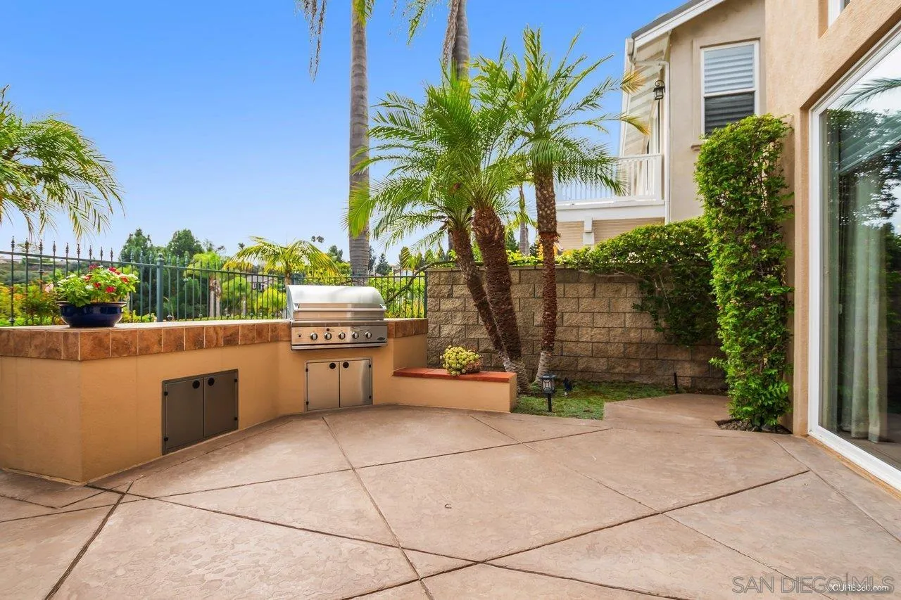 2451 Selkirk Row La Jolla, CA 92037 - Photo 30 of 37 a view of a terrace with sitting area