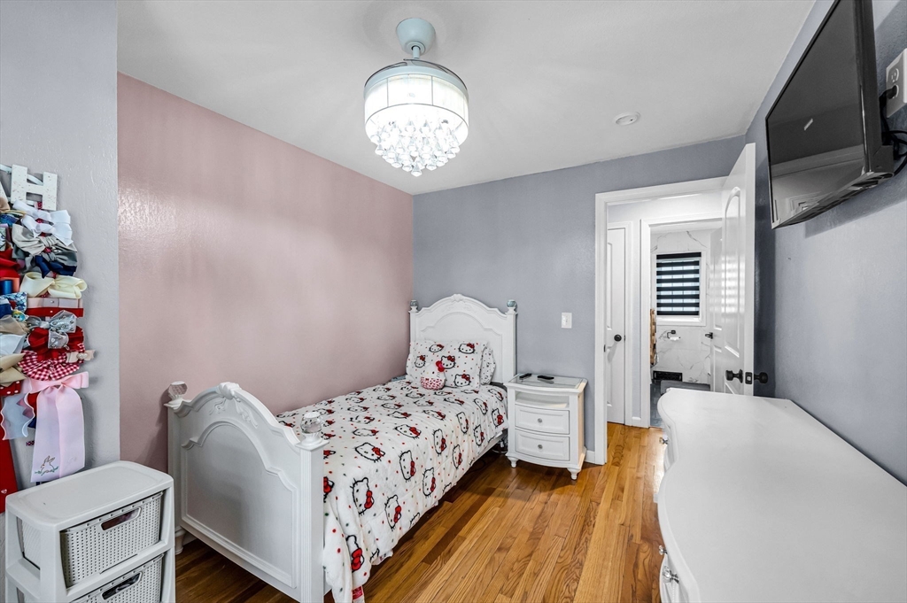 214 Spear Road Springfield, MA 01119 - Photo 18 of 40