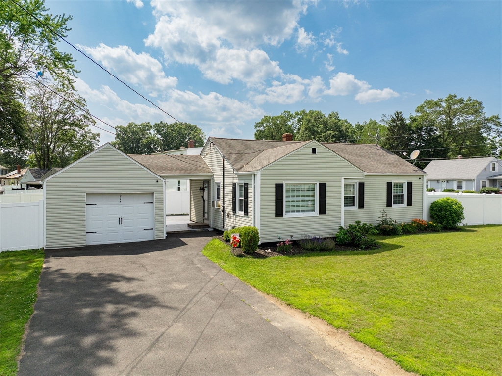 214 Spear Road Springfield, MA 01119 - Photo 2 of 40
