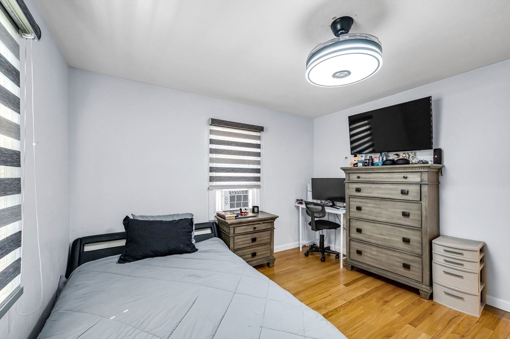 214 Spear Road Springfield, MA 01119 - Photo 22 of 40