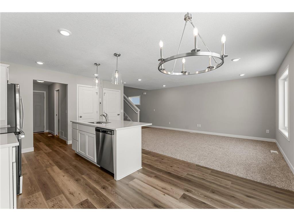 1596 76th Street West Inver Grove Heights, MN 55077 - Photo 8 of 37