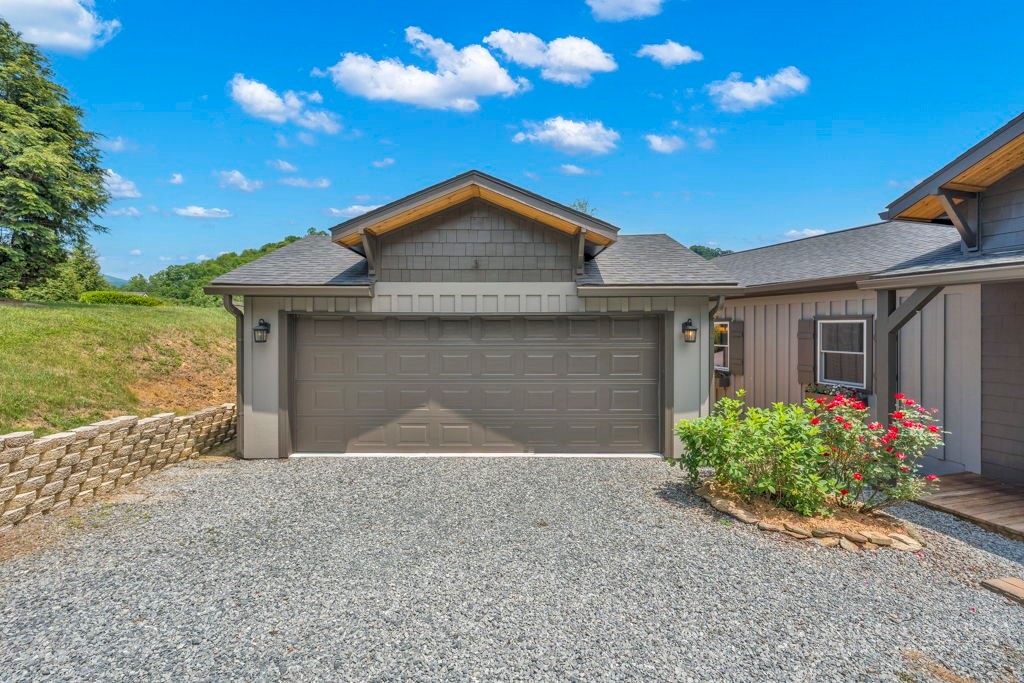 338 Woodbriar Road Sugar Grove, NC 28679 - Photo 8 of 49