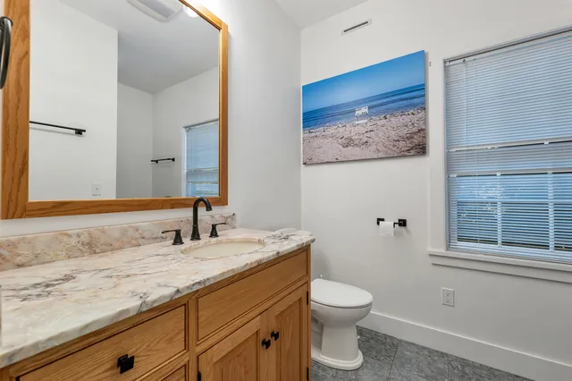 $1,499,000 | 423 Taft Family Road, Hartford, VT 05059