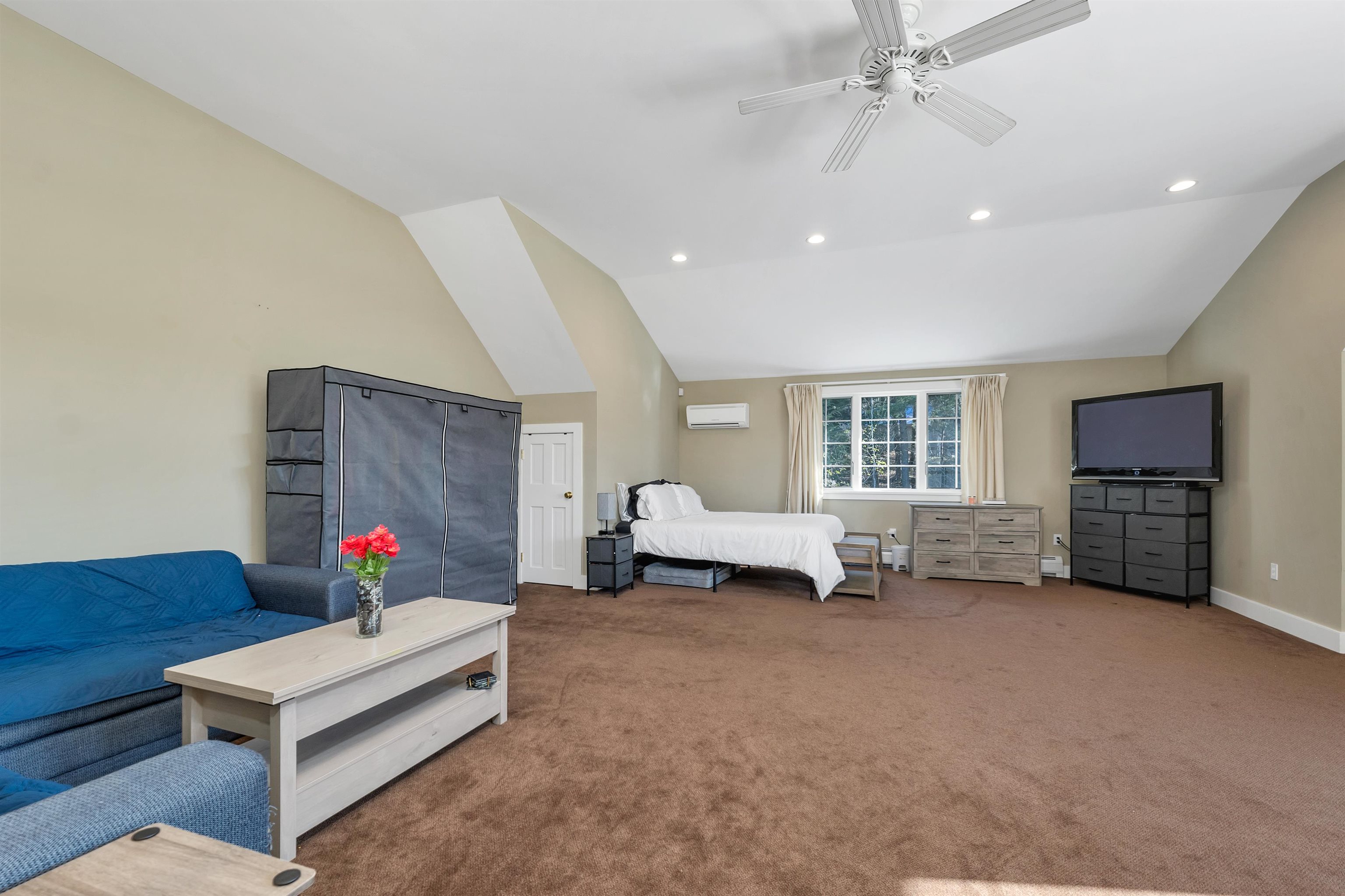 423 Taft Family Road Hartford, VT 05059 - Photo 35 of 58