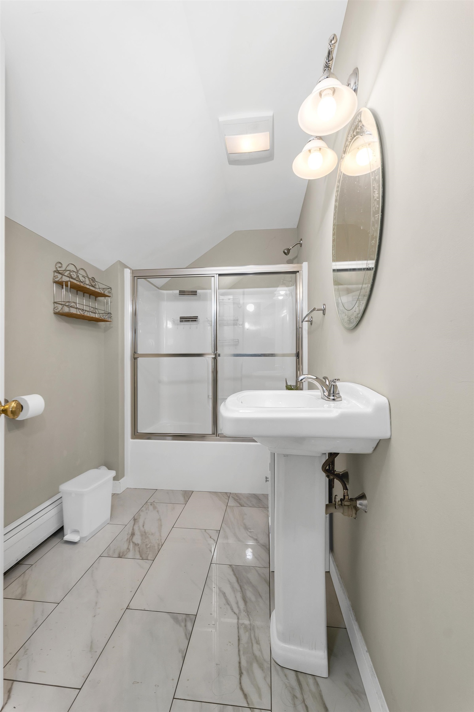 423 Taft Family Road Hartford, VT 05059 - Photo 41 of 58