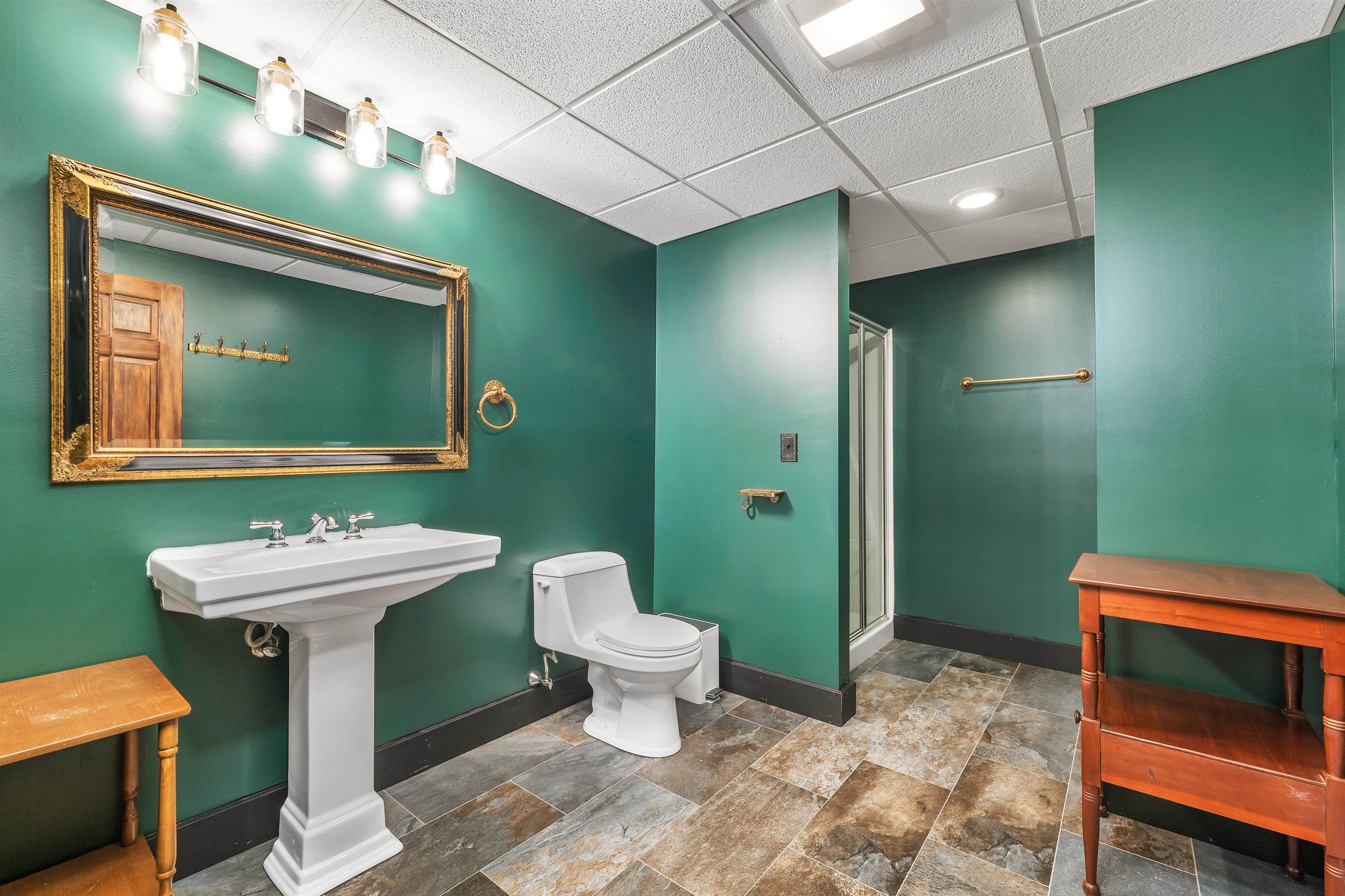 423 Taft Family Road Hartford, VT 05059 - Photo 45 of 58