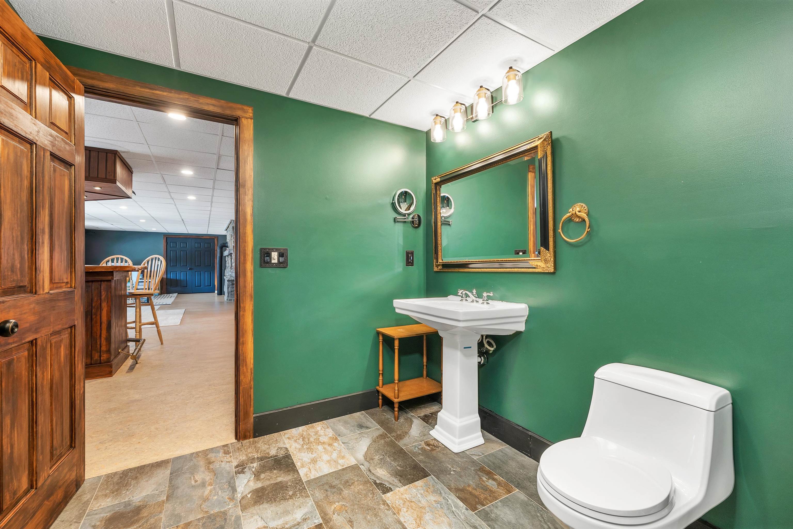 423 Taft Family Road Hartford, VT 05059 - Photo 46 of 58