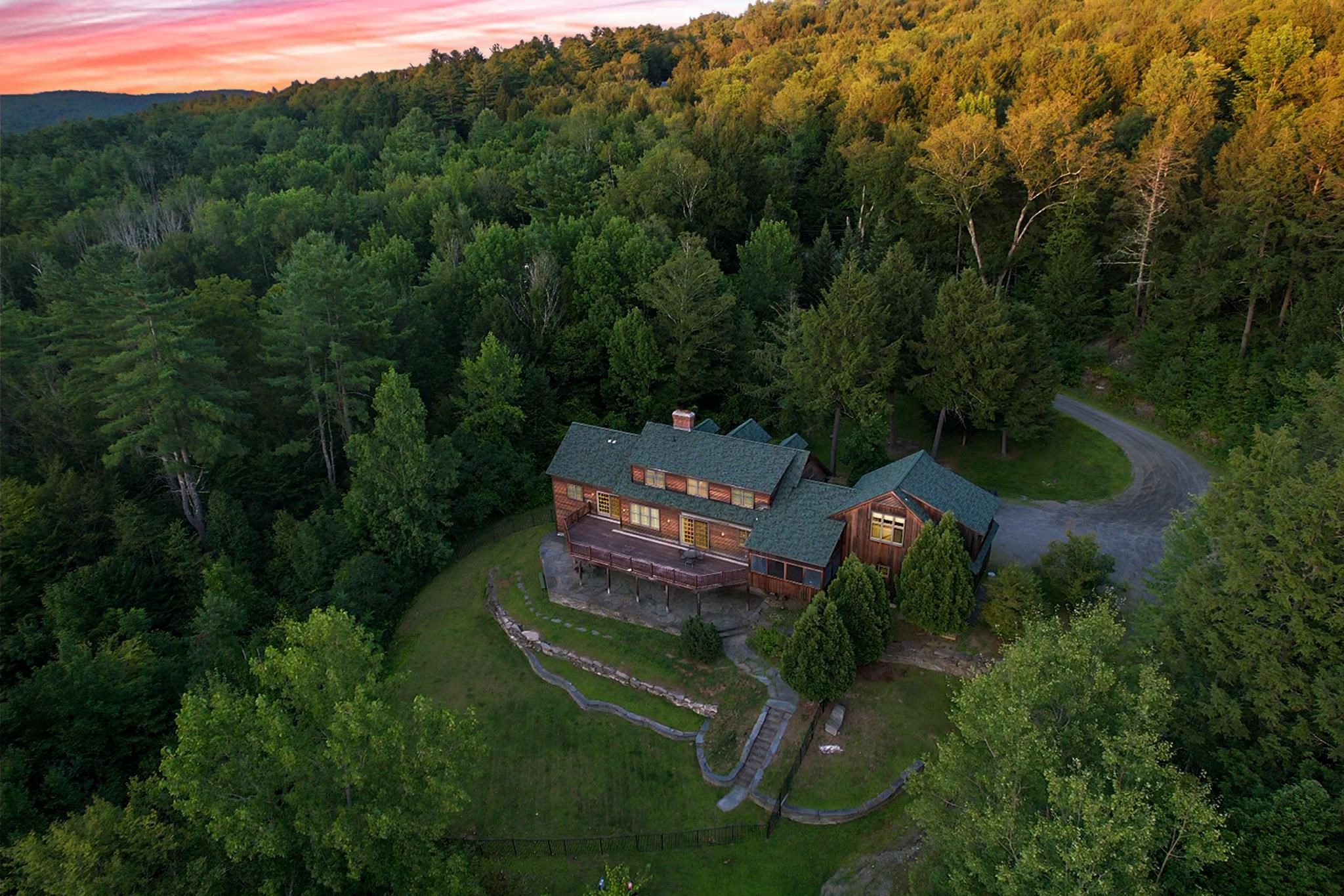 423 Taft Family Road Hartford, VT 05059 - Photo 53 of 58