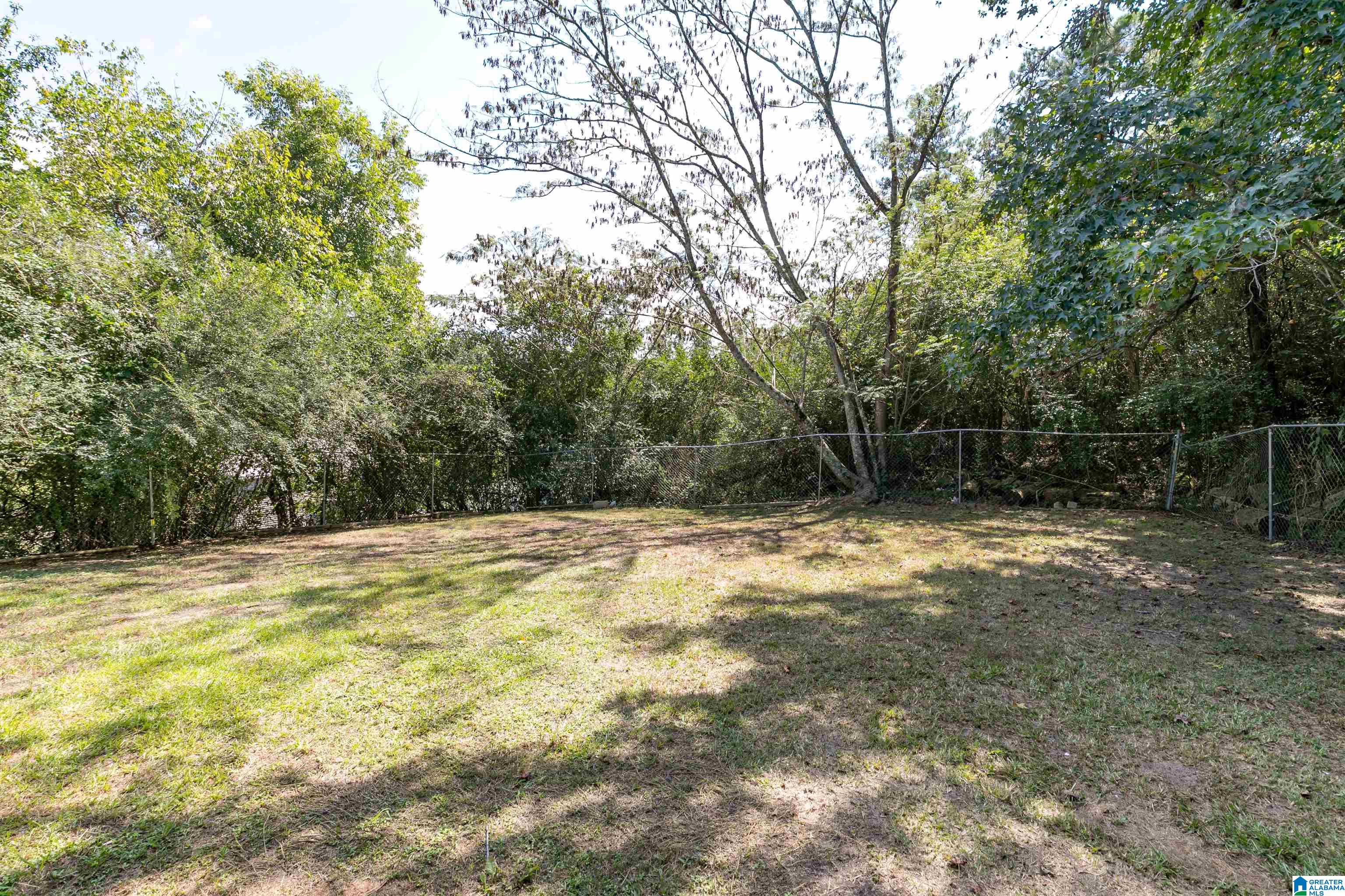 812 Whaley Road Fultondale, AL 35068 - Photo 5 of 25