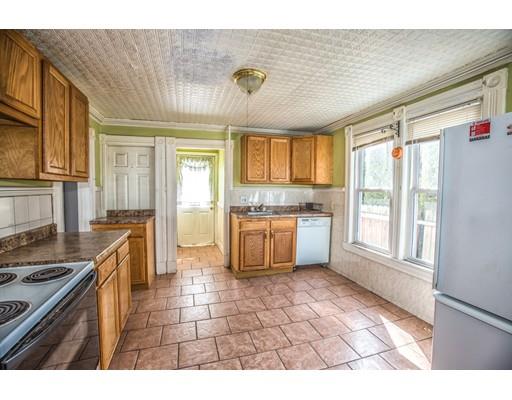 79 Sprague Street West Springfield, MA 01089 - Photo 3 of 24 Gallery Image 3
