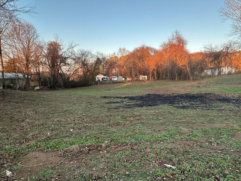 944 Jenkins Road Northeast Cleveland, TN 37312 - Photo 3 of 6 20228303_2