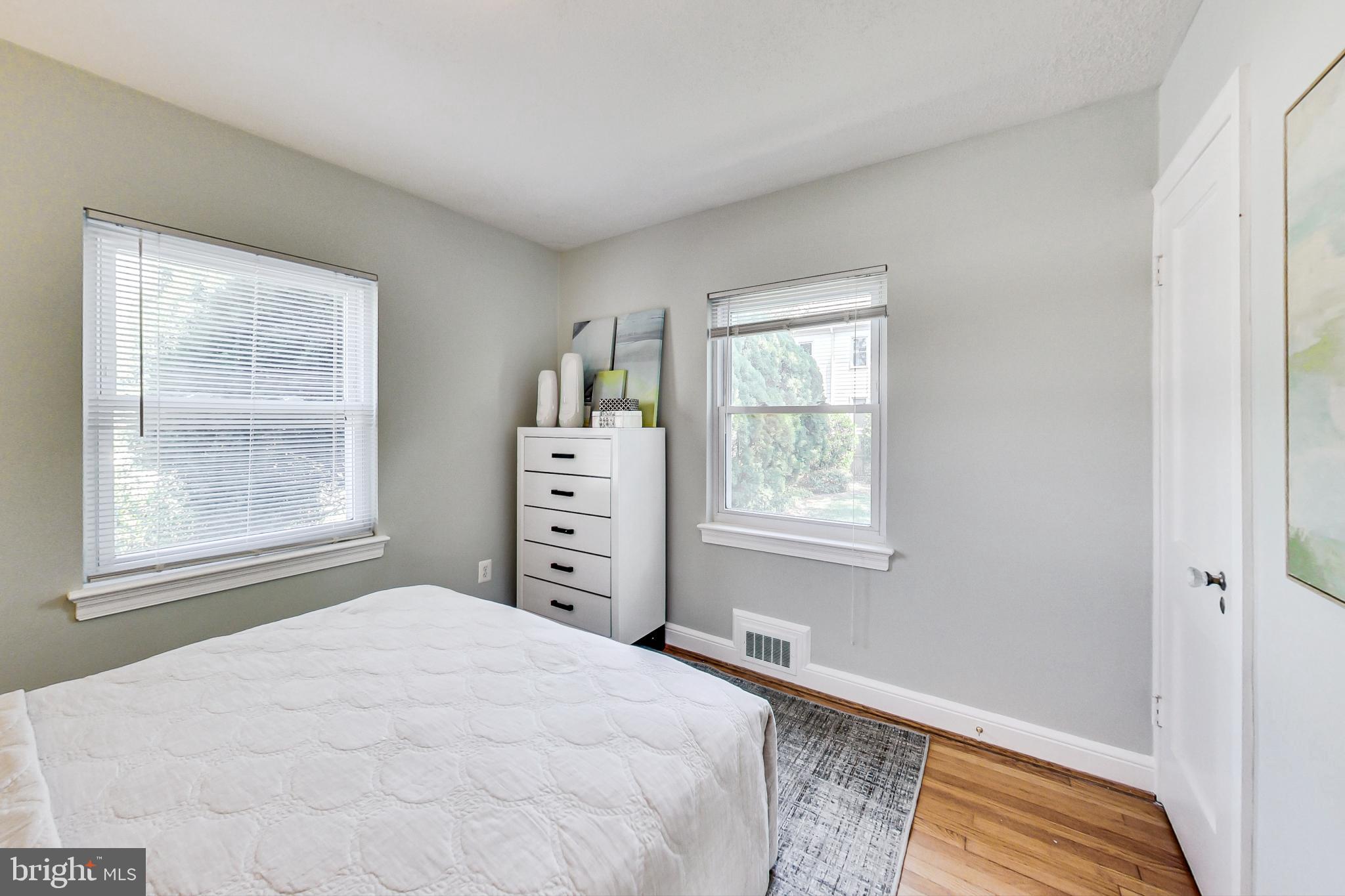 10015 Sutherland Road Silver Spring, MD 20901 - Photo 22 of 43