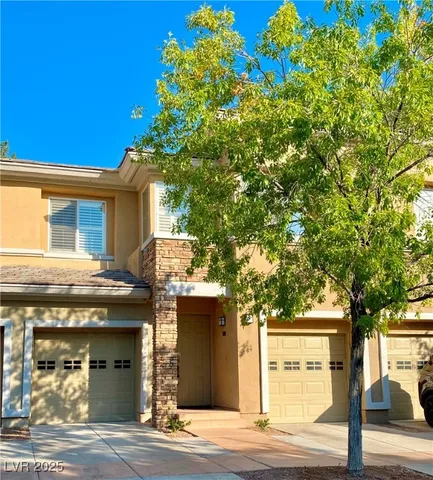 $2,400 | 820 Peachy Canyon Circle, Unit 203, Las Vegas, NV 89144
