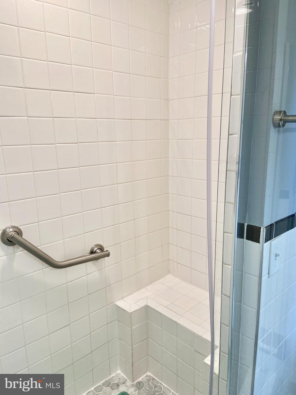 828 Stamford Road Baltimore, MD 21229 - Photo 14 of 17 Gallery Image 14