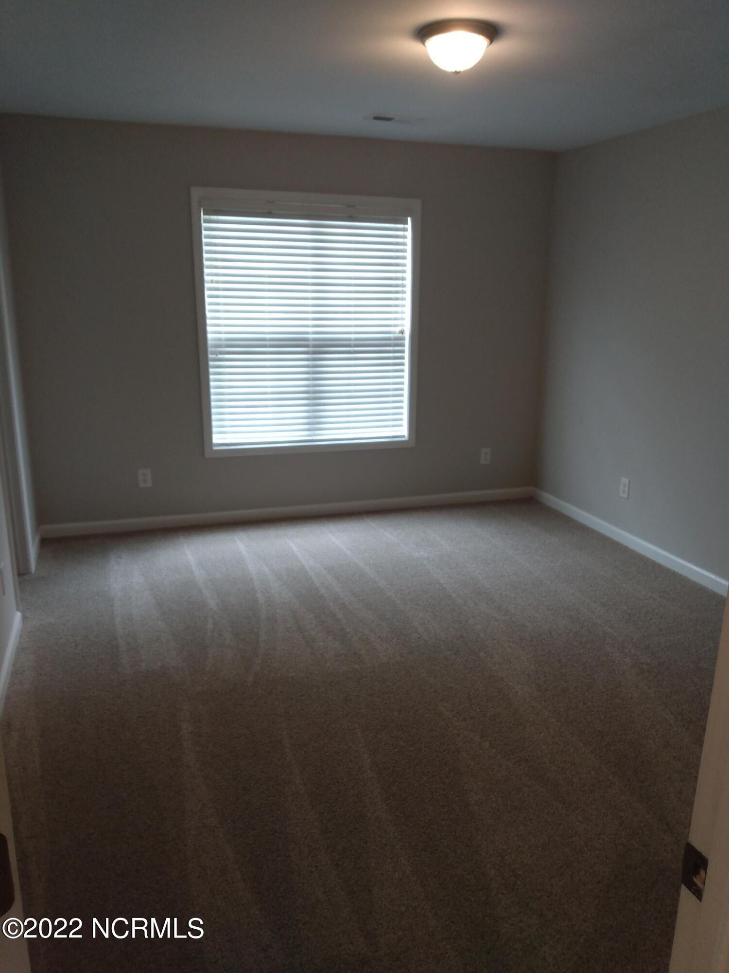 109 Apache Trail Havelock, NC 28532 - Photo 12 of 13 Denis Espinoza - 12. Bedroom_3
