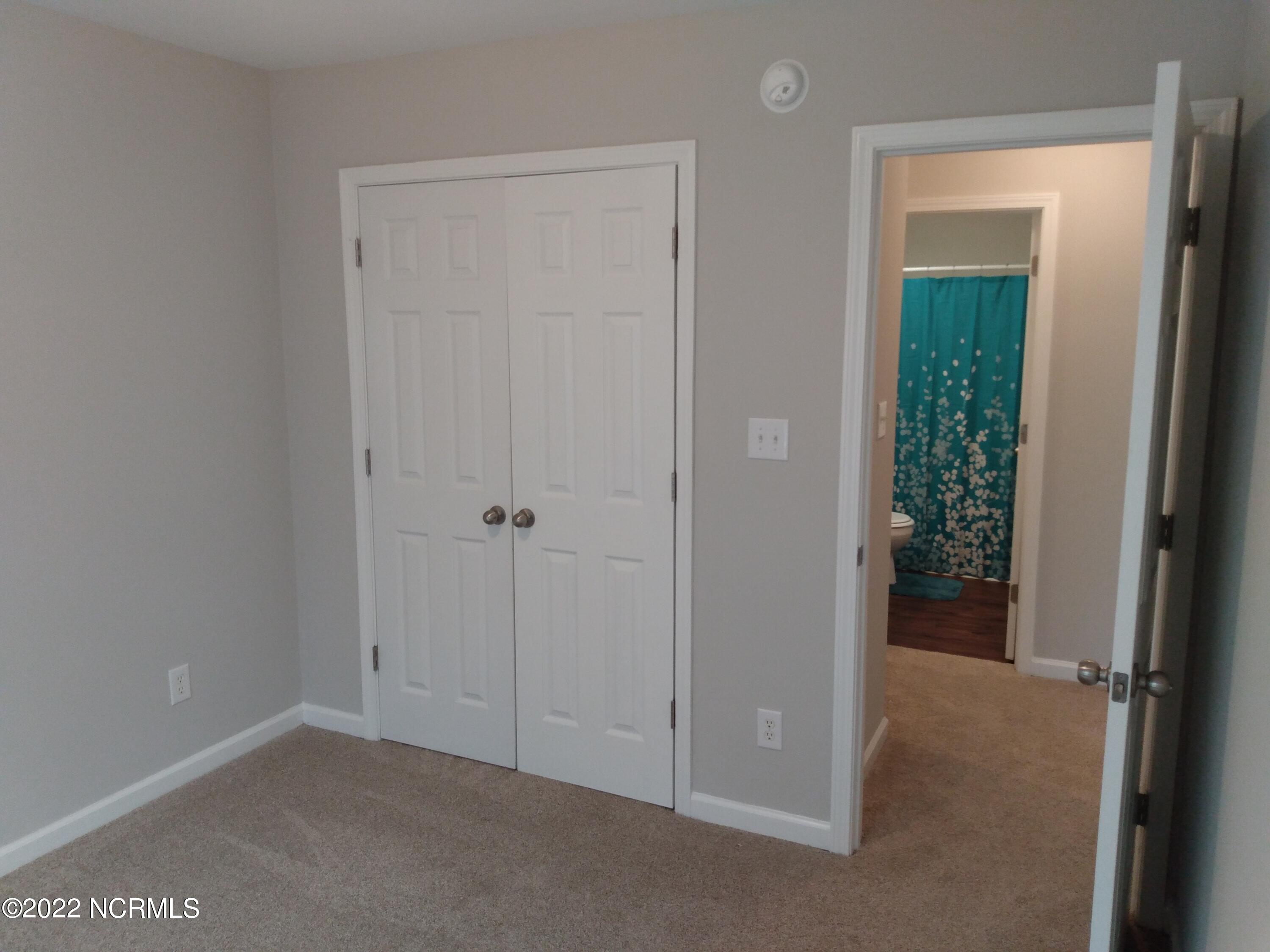 109 Apache Trail Havelock, NC 28532 - Photo 10 of 13 Denis Espinoza - 10. Bedroom_1