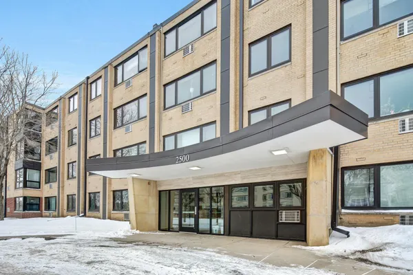 $125,000 | 2500 Blaisdell Avenue, Unit 404, Minneapolis, MN 55404