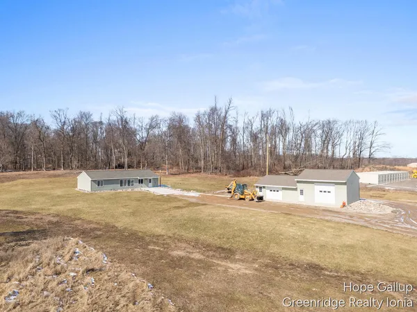 $440,000 | 1637 North State Road, Ionia, MI 48846