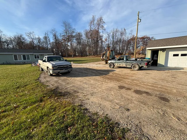 $450,000 | 1637 North State Road, Ionia, MI 48846