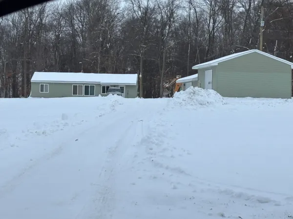 $440,000 | 1637 North State Road, Ionia, MI 48846