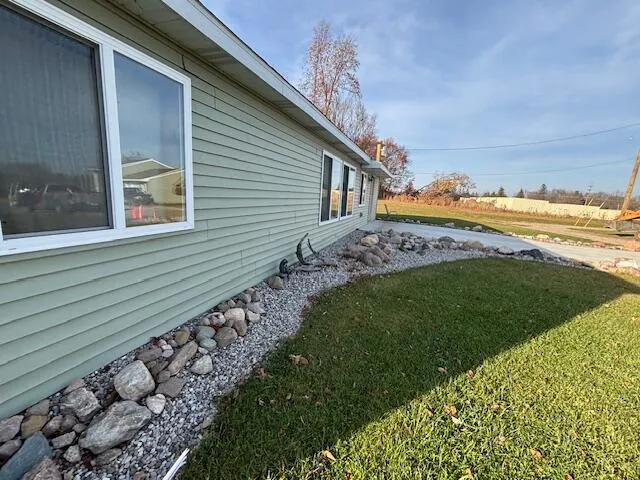 $450,000 | 1637 North State Road, Ionia, MI 48846