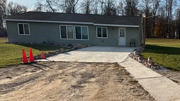 $440,000 | 1637 North State Road, Ionia, MI 48846