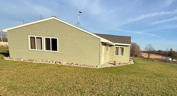 $440,000 | 1637 North State Road, Ionia, MI 48846