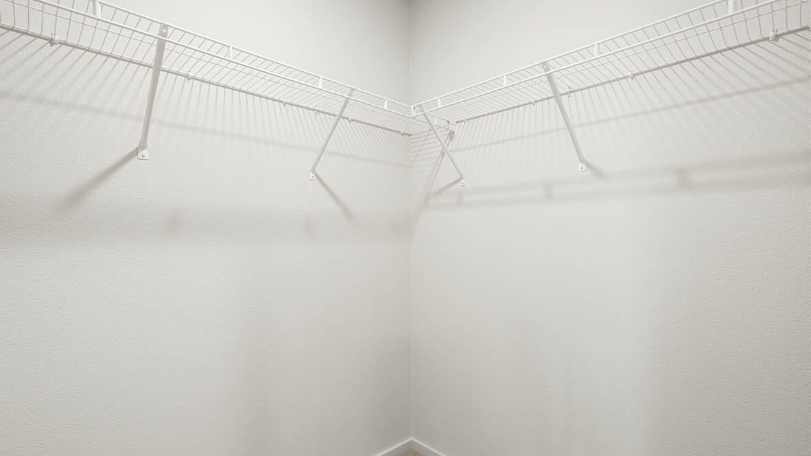 222 Darlington Street Medford, OR 97501 - Photo 21 of 22 022 walk in closet