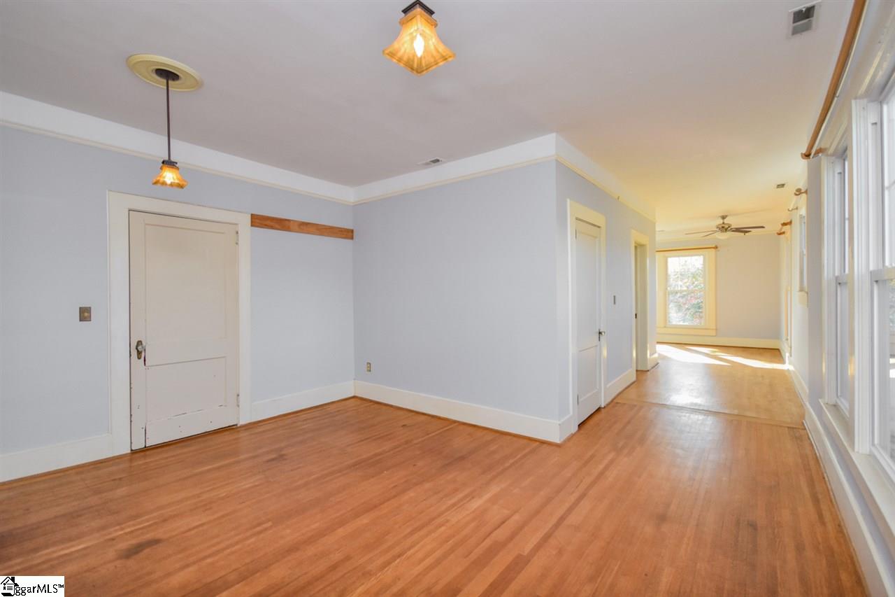 301 North Main Street Fountain Inn, SC 29644 - Photo 19 of 34