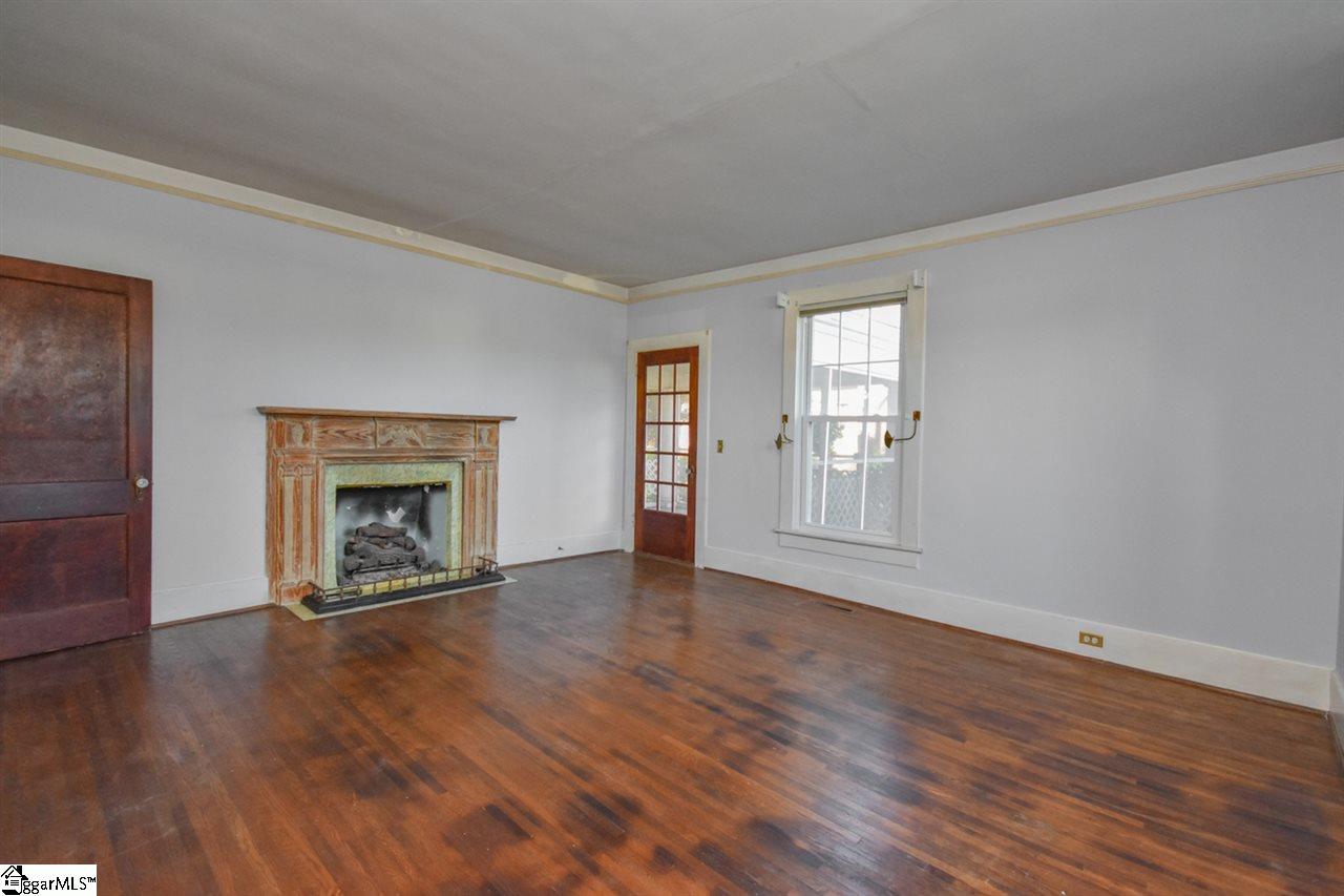 301 North Main Street Fountain Inn, SC 29644 - Photo 4 of 34