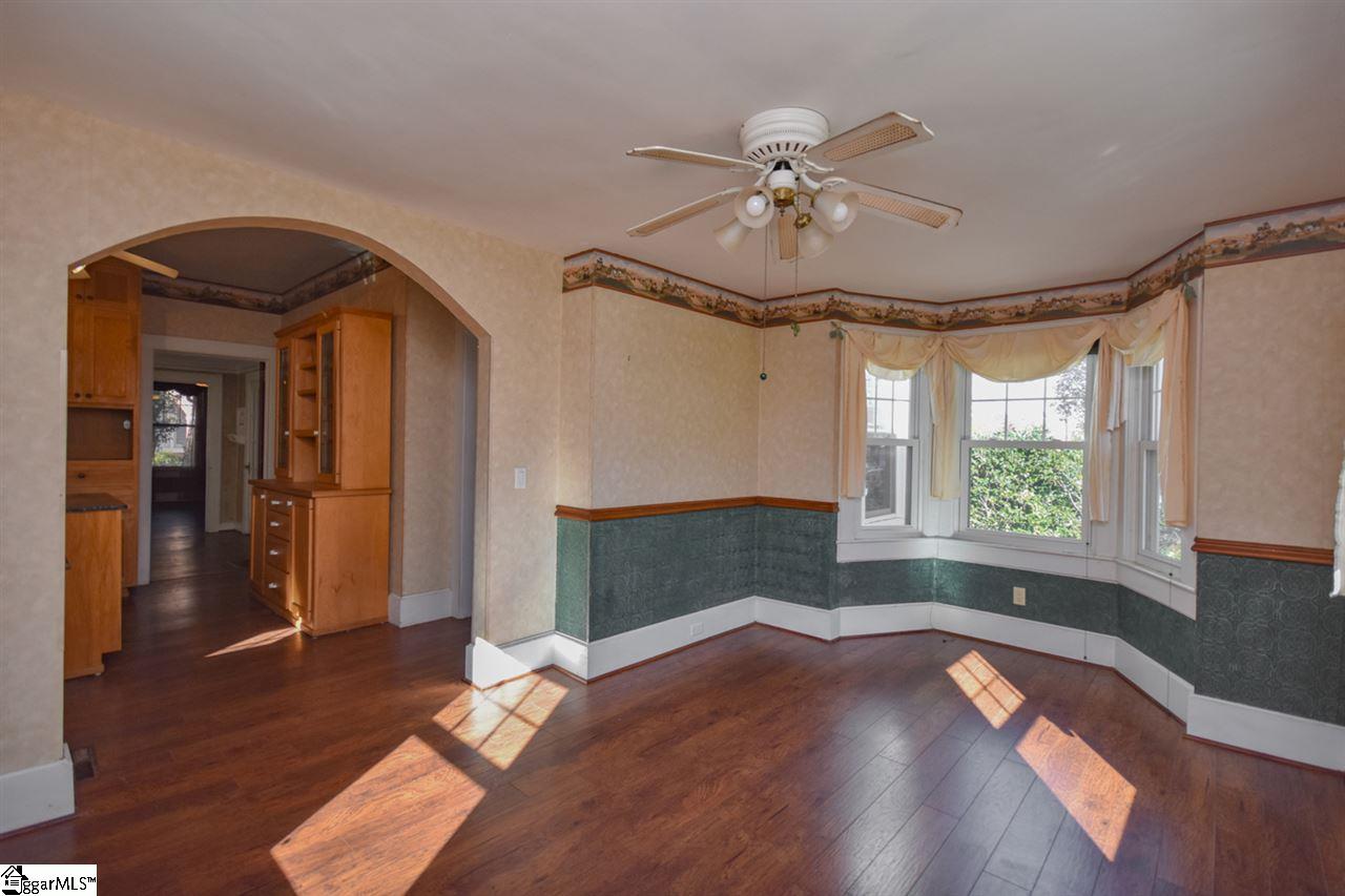 301 North Main Street Fountain Inn, SC 29644 - Photo 10 of 34