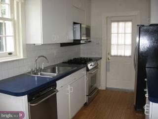 102 East Ferry Road Yardley, PA 19067 - Photo 4 of 6 Gallery Image 4