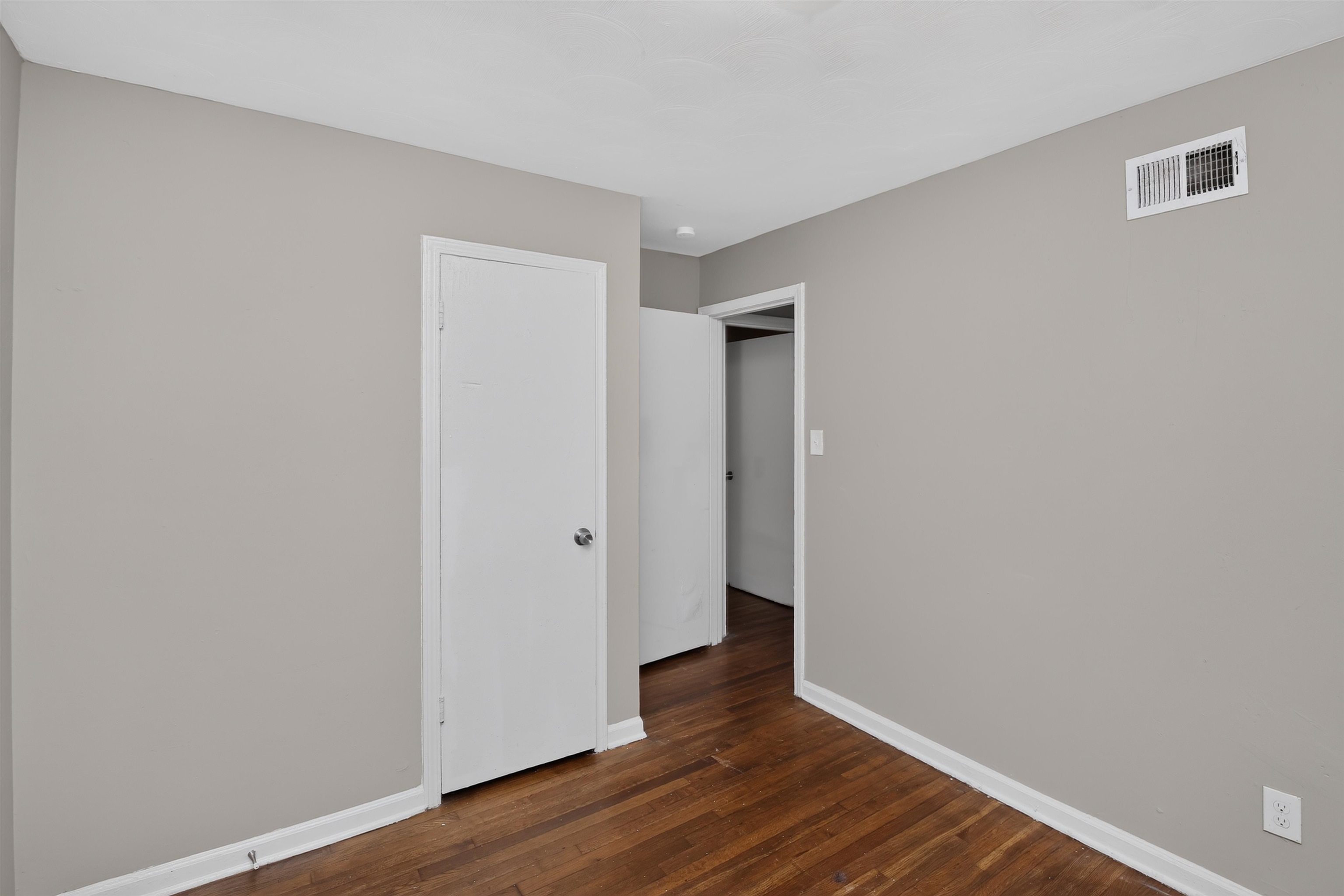 3994 Leech Road Memphis, TN 38109 - Photo 13 of 30