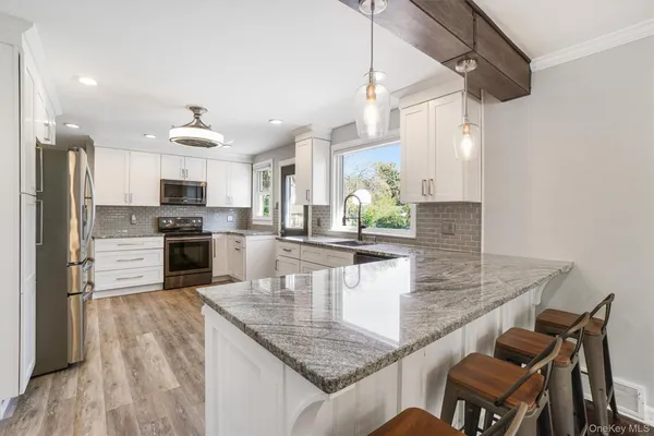 $630,000 | 36 Hasbrouck Drive, Poughkeepsie, NY 12603