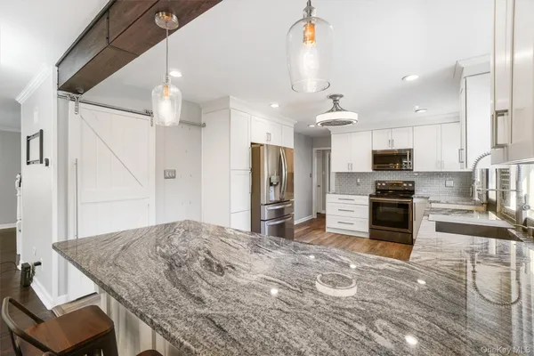 $630,000 | 36 Hasbrouck Drive, Poughkeepsie, NY 12603